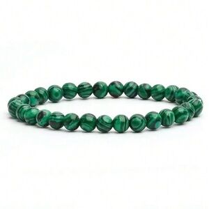 Brand NEW 4mm malachite green beaded bracelet
